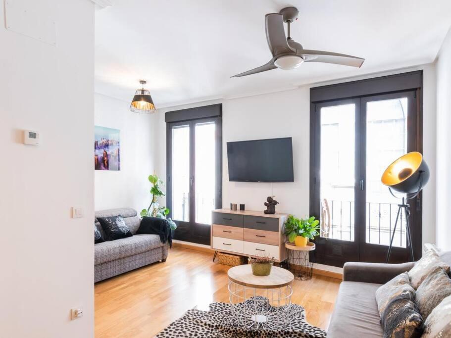 Duplex Cueva De Lobos By Clabao Lejlighed Logroño Eksteriør billede