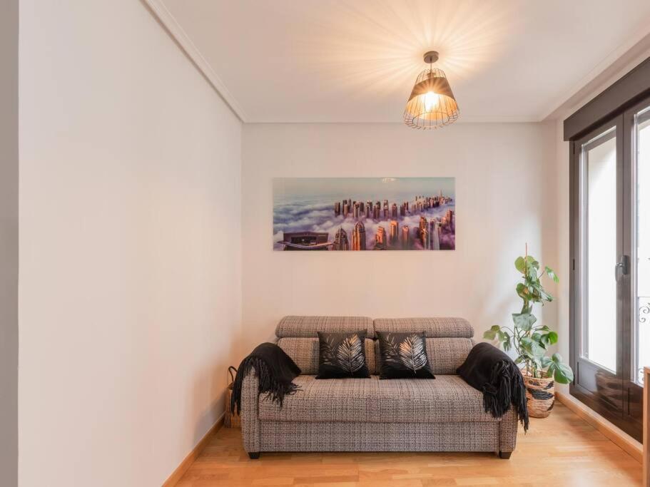 Duplex Cueva De Lobos By Clabao Lejlighed Logroño Eksteriør billede